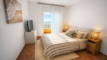 9 bedrooms, free WiFi, bed sheets