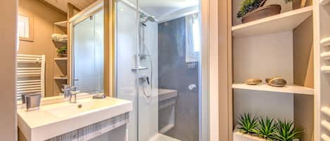 Dusche, Haartrockner
