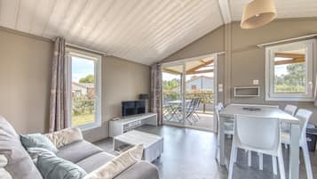 Televisio, pöytätennispöytä