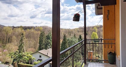 Holiday Home 'Pier' with Lake View, Wi-Fi and Air Conditioning