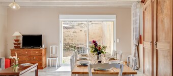 Holiday home La Longère – Authentic stay in an organic vineyard near Saint-Émilion