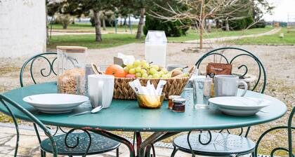 Casita de campo "Le Prunier" con jardín compartido