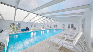 Piscine couverte, piscine chauffée