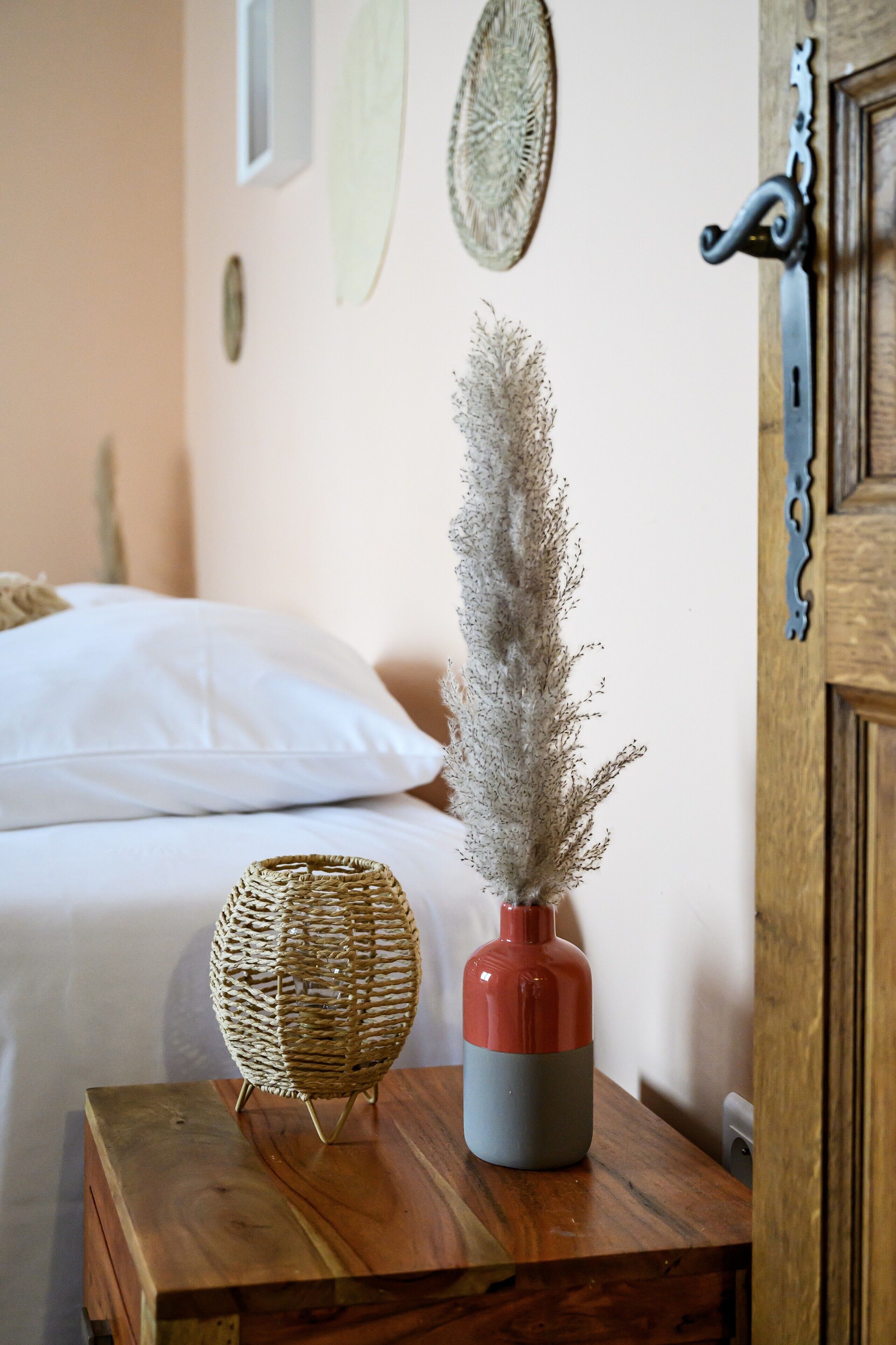 5 chambres, fer et planche à repasser, Wi-Fi gratuit, draps fournis
