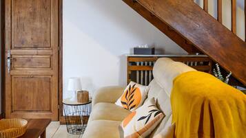 Télévision, table de tennis de table