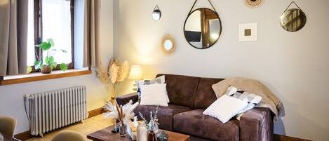 Télévision, table de tennis de table