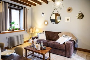 Televisión, mesa de ping pong