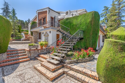 Villa 'Leonor Con Piscina Privada' mit Bergblick, Wi-Fi und Klimaanlage