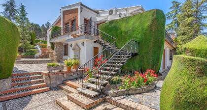 Villa 'Leonor Con Piscina Privada' mit Bergblick, Wi-Fi und Klimaanlage