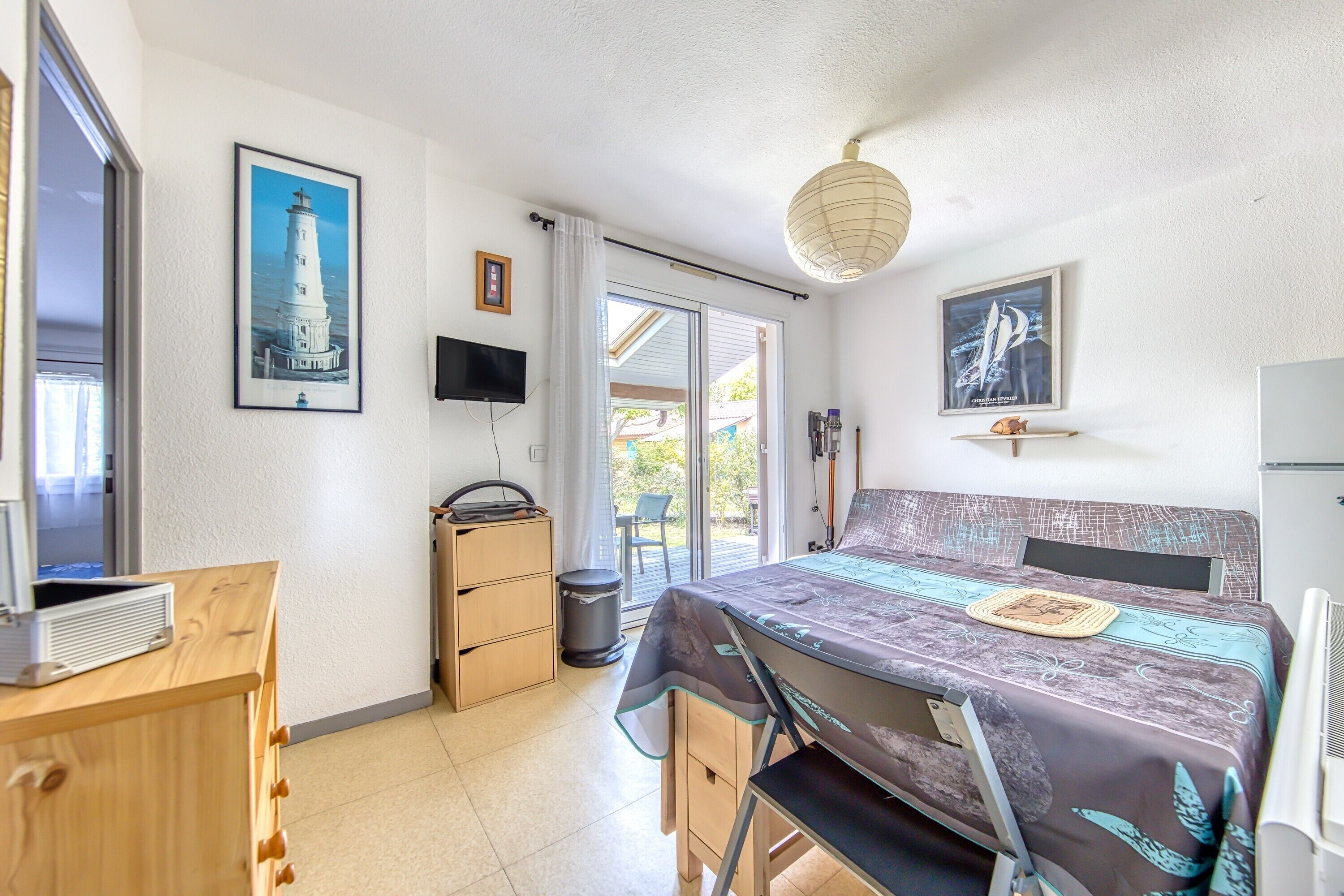 2 camere, ferro/asse da stiro