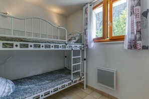 1 soverom, wi-fi (inkludert) og sengetøy