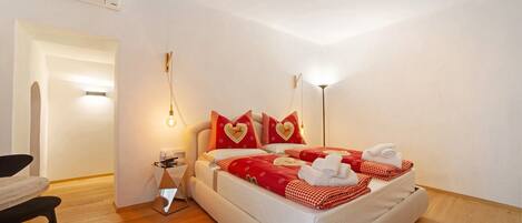 1 室のベッドルーム、WiFi (無料)、ベッドシーツ