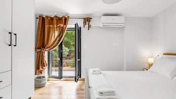 3 slaapkamers, een strijkplank/strijkijzer, gratis wifi, beddengoed