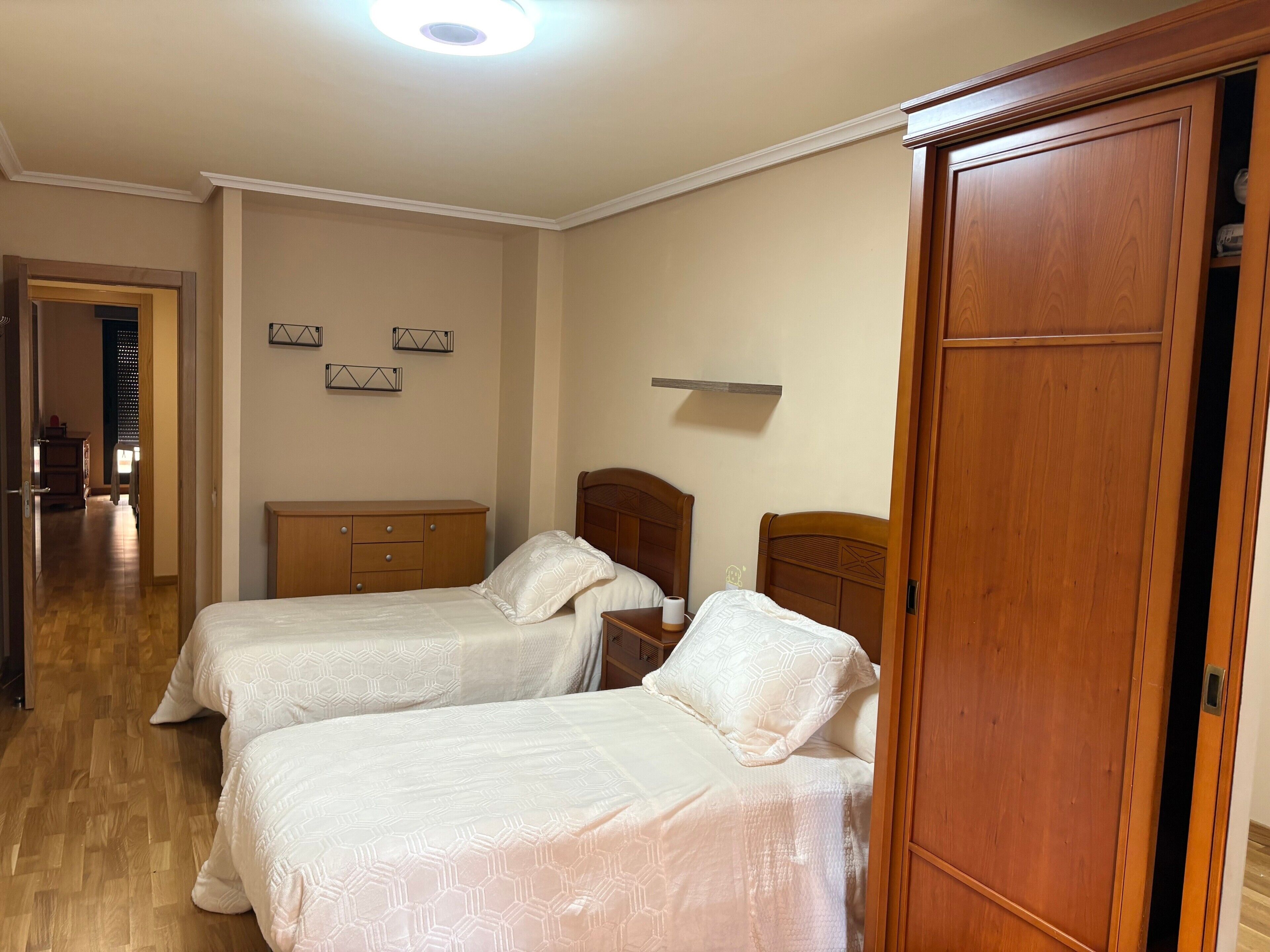 2 slaapkamers, gratis wifi, beddengoed