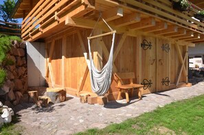 Property grounds - Apartment 'Schgagul Puflatsch' with Mountain View, Shared Garden and Wi-Fi (Castelrotto)