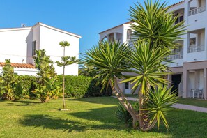 Exterior - Apartment Cala En Blanes Park with Sea View, Wi-Fi and Air Conditioning (Ciutadella de Menorca)
