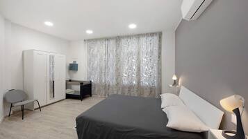 1 camera, Wi-Fi gratuito, lenzuola