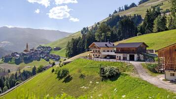 Esterni