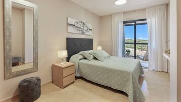 1 Schlafzimmer, BĂŒgeleisen/BĂŒgelbrett, kostenloses WLAN, BettwĂ€sche