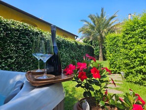 Property grounds - Room 'Faro' with Private Terrace, Wi-Fi and Air Conditioning (Moneglia)