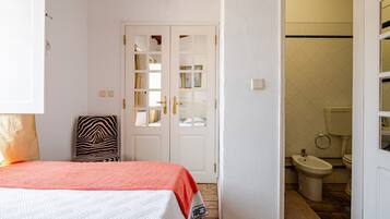 1 Schlafzimmer, Bügeleisen/Bügelbrett, kostenloses WLAN, Bettwäsche