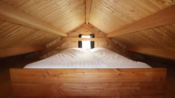 House | 2 bedrooms, individually furnished, bed sheets