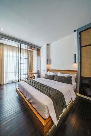 3 chambres, fer et planche à repasser, accès Internet, draps fournis