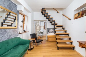 Living area - Picturesque City Center House in Fazana (Fazana)