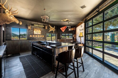 Flagstaff Retreat Ski Sport Game Room Theater Spa Pet Friendly