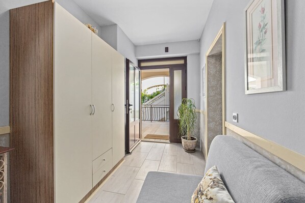 Apartment | Living room