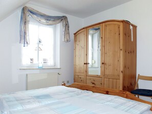 2 bedrooms, Internet