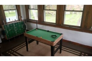 Spielezimmer