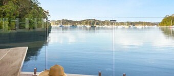 Romantic Waterfront - Russell - Fantastic Location