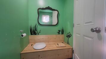 Asciugamani, sapone, carta igienica