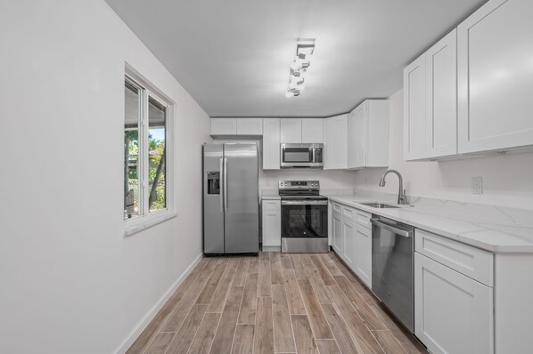 Microwave, oven, stovetop, dishwasher