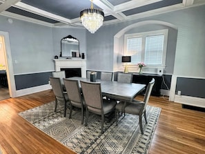 Dining - The Park House  A 5 Bedroom Retreat w/Game Room & (Huntington)