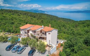 Apartment | Exterior