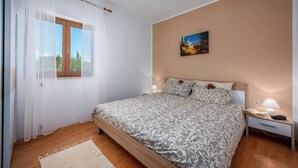 Apartment - Apartment in Drenje With Sauna (Rasa)