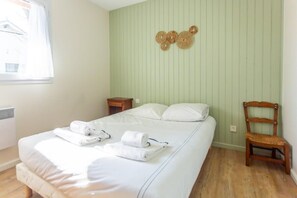 1 quarto, roupa de cama