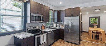 Stylish 2BR Retreat Minutes from NuLu & Downtown!