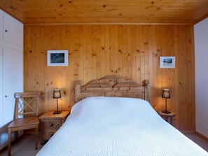 1 quarto, acesso à internet