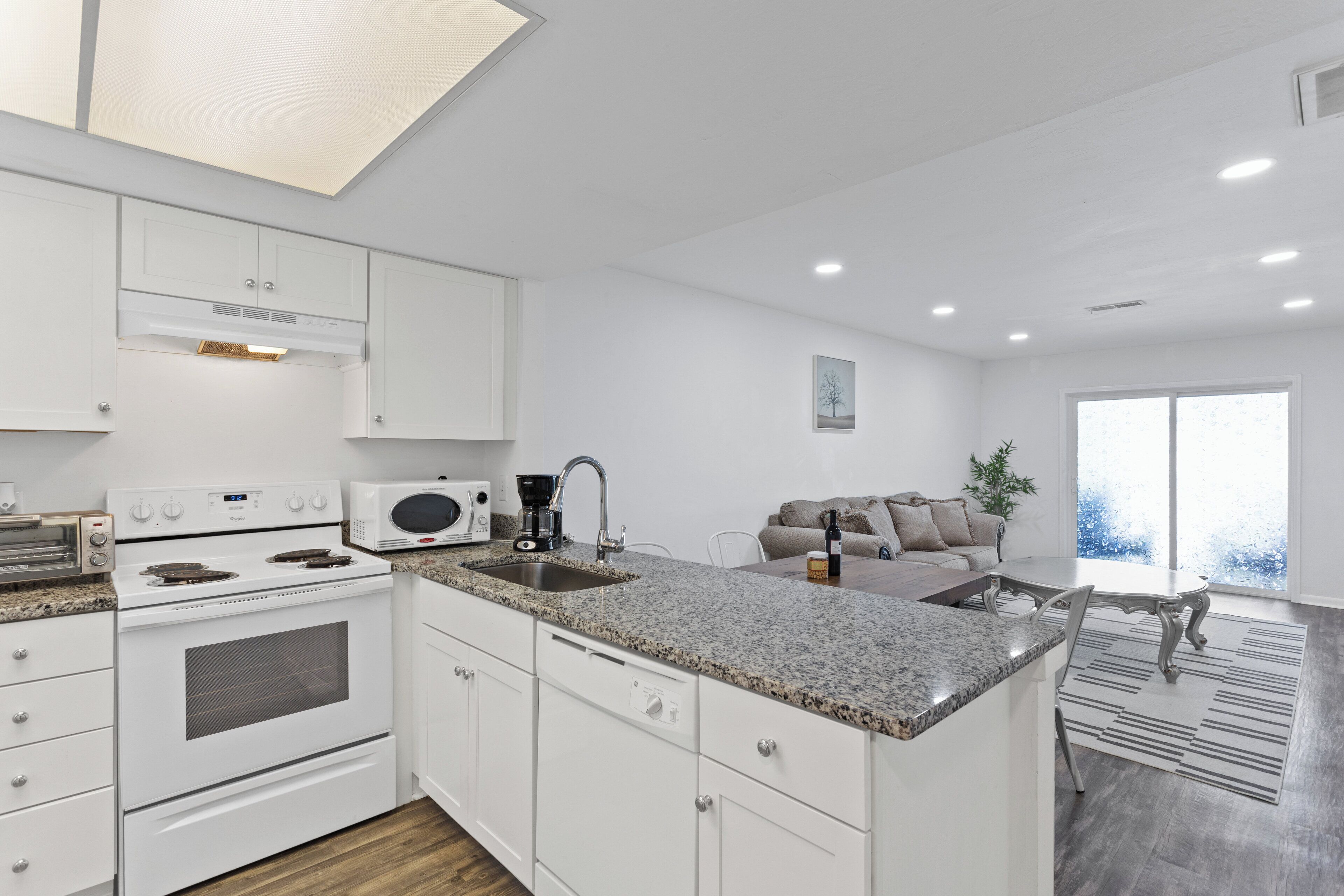 Microwave, oven, stovetop, dishwasher