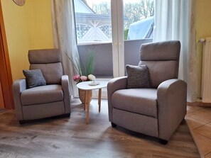 Fernseher, Stereoanlage
