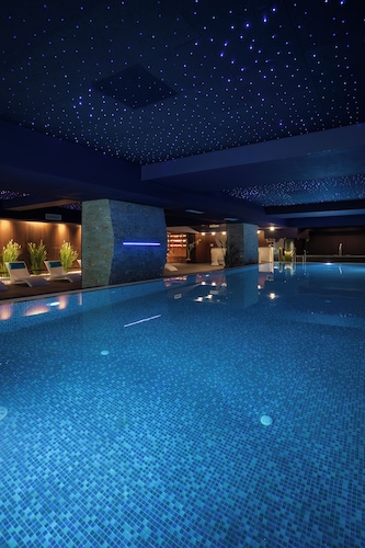 Bliss Palace Hotel & Spa