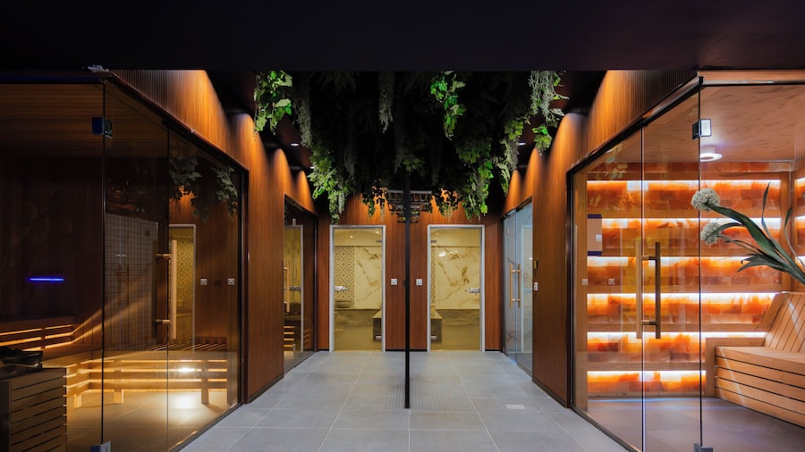 Bliss Palace Hotel & Spa