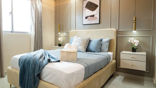 3 bedrooms, iron/ironing board, free WiFi, bed sheets