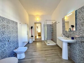 Towels, toilet paper