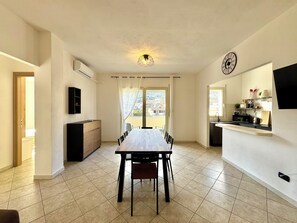 Dining - " Skyline Balcony " (Bari Sardo)