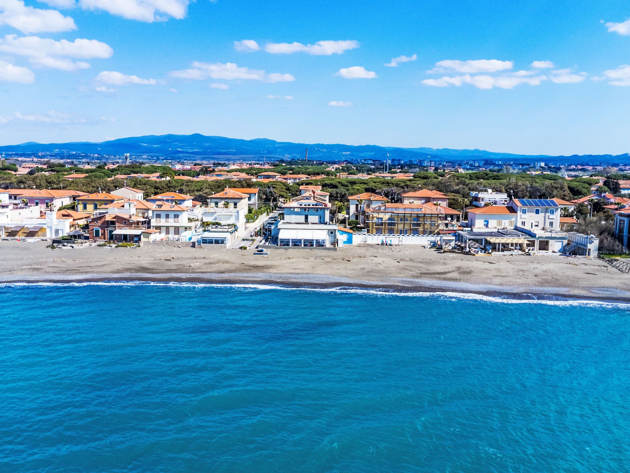 Una spiaggia nelle vicinanze