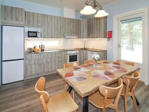 Frigorífic, microones i rentaplats 